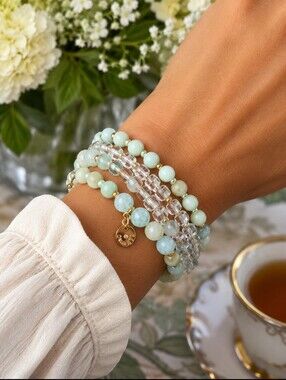 Talbot's Beaded Stone and Plastic Memory Wire Mint Green Mottled Clear NWOT